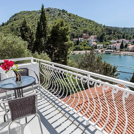 Apartman Laura Blace