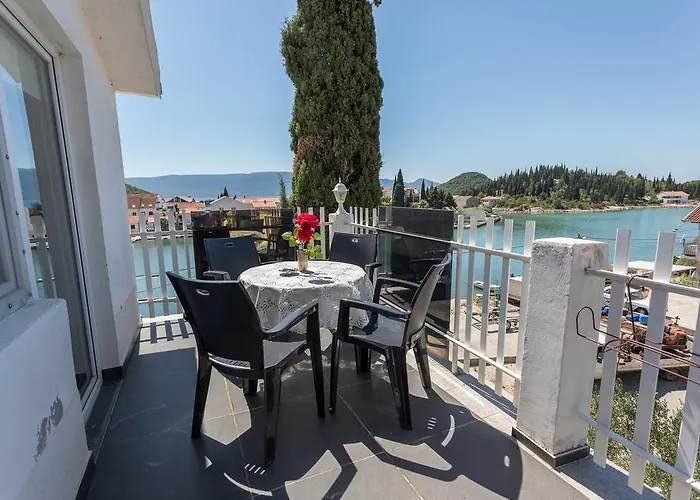 Laura Apartman