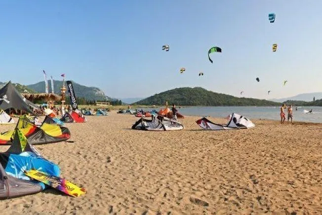 아파트 Laura 블라체